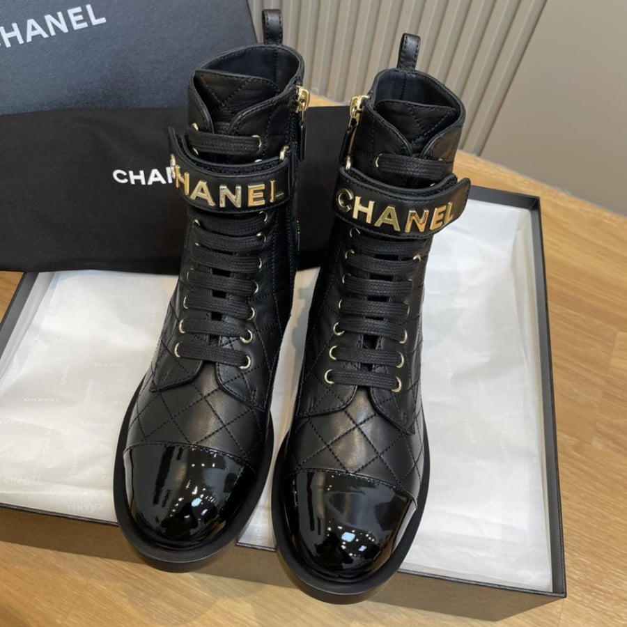 CHANEL