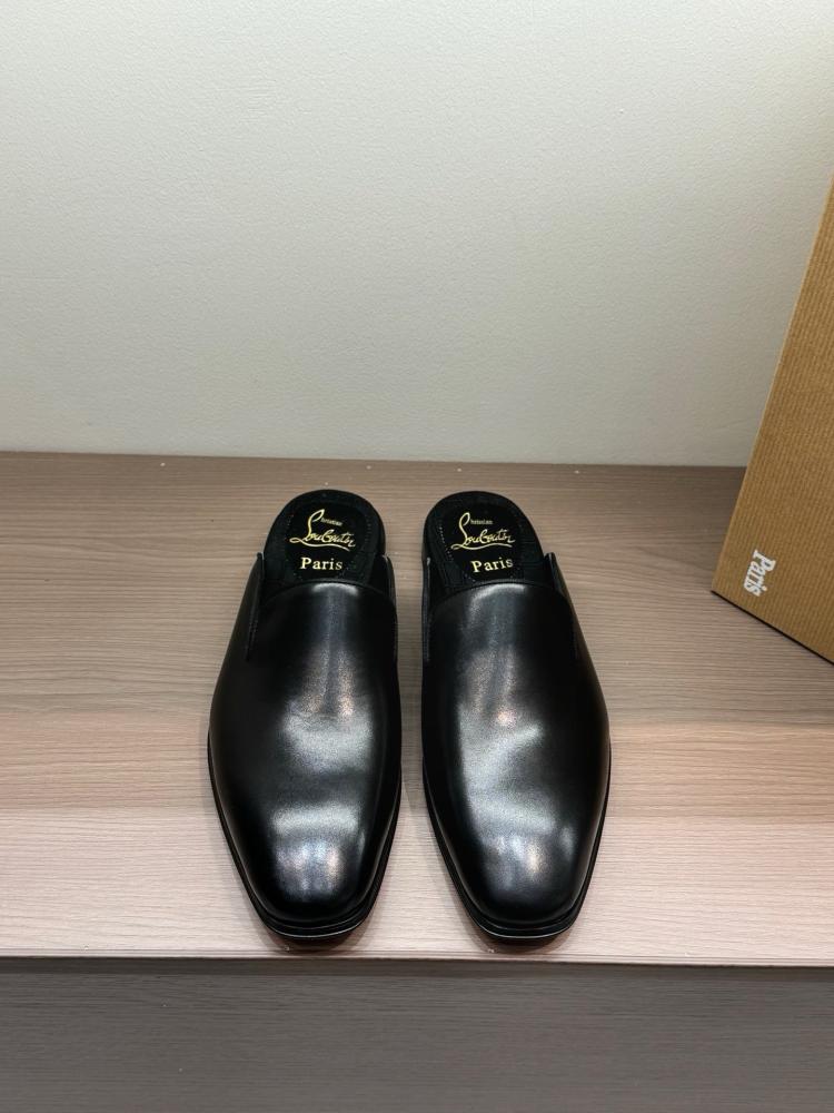 LOUBOUTIN