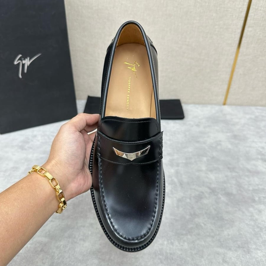 GIUSEPPE ZANOTTI