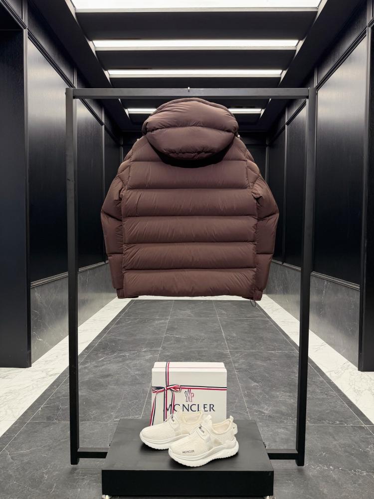 MONCLER