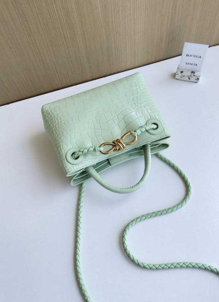 BOTTEGA VENETA