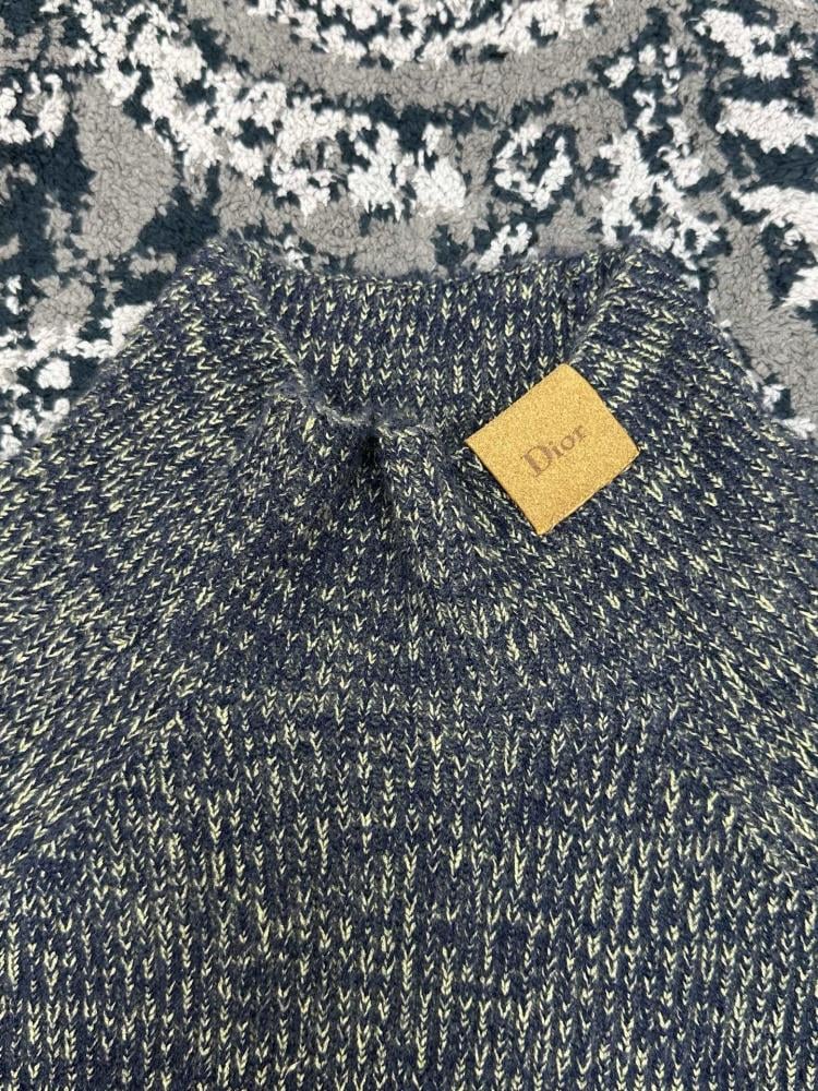DIOR