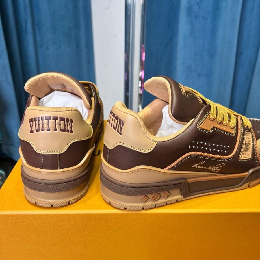 LOUIS VUITTON