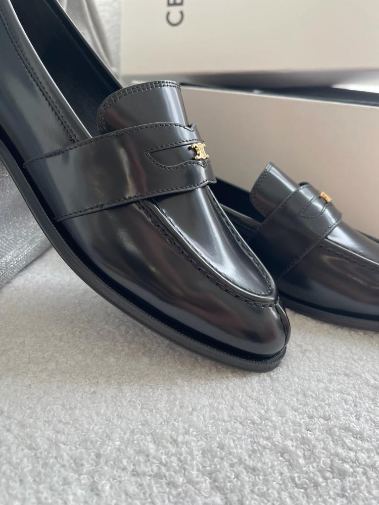CELINE