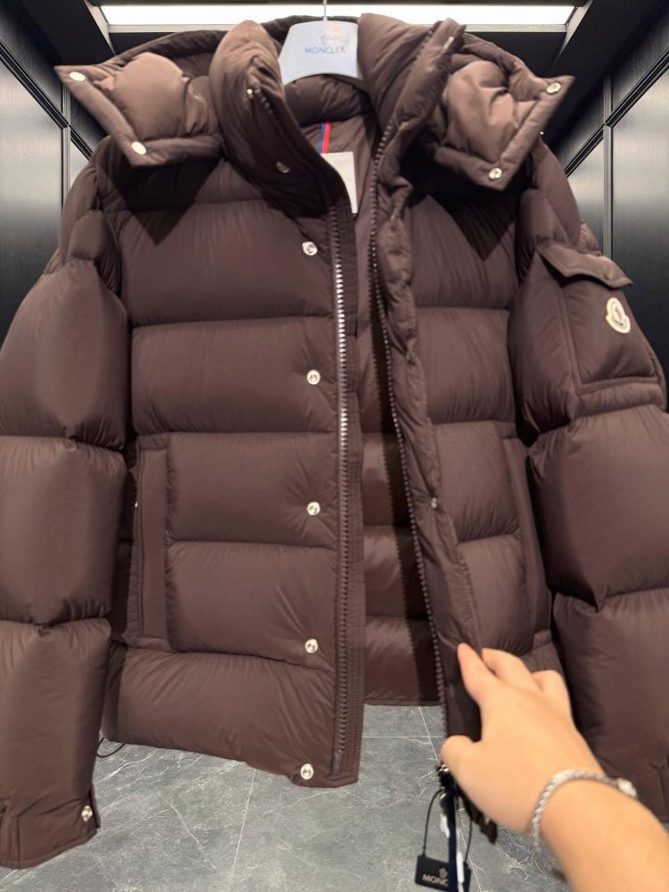 MONCLER