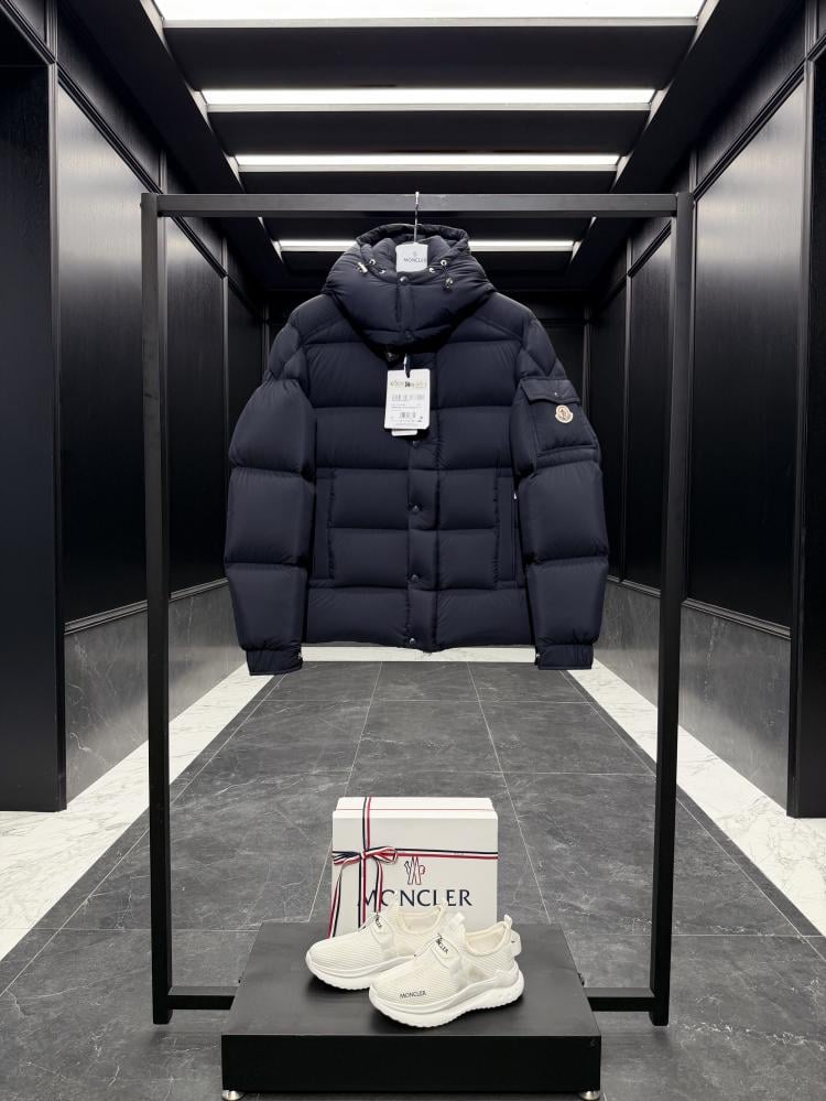 MONCLER
