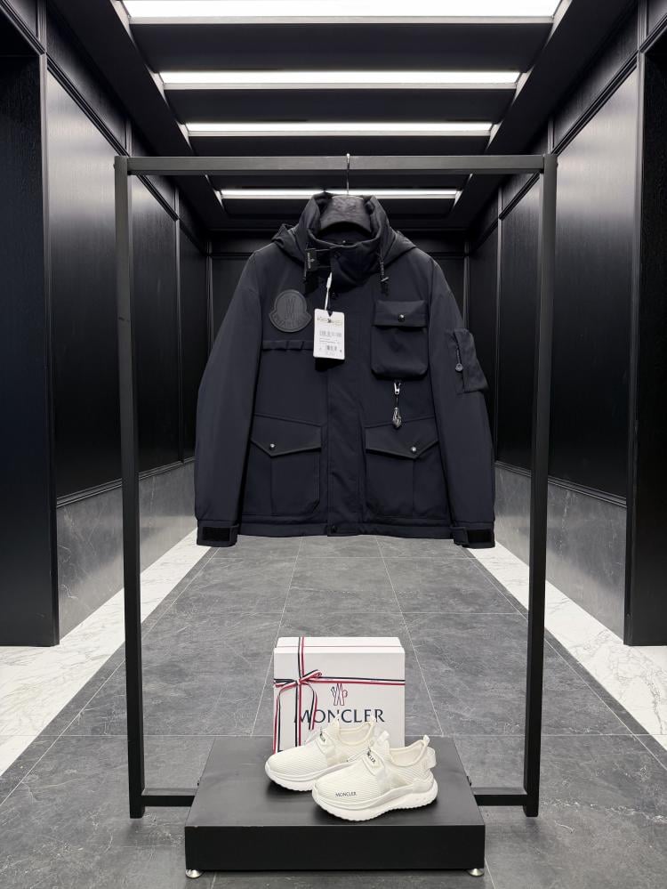 MONCLER