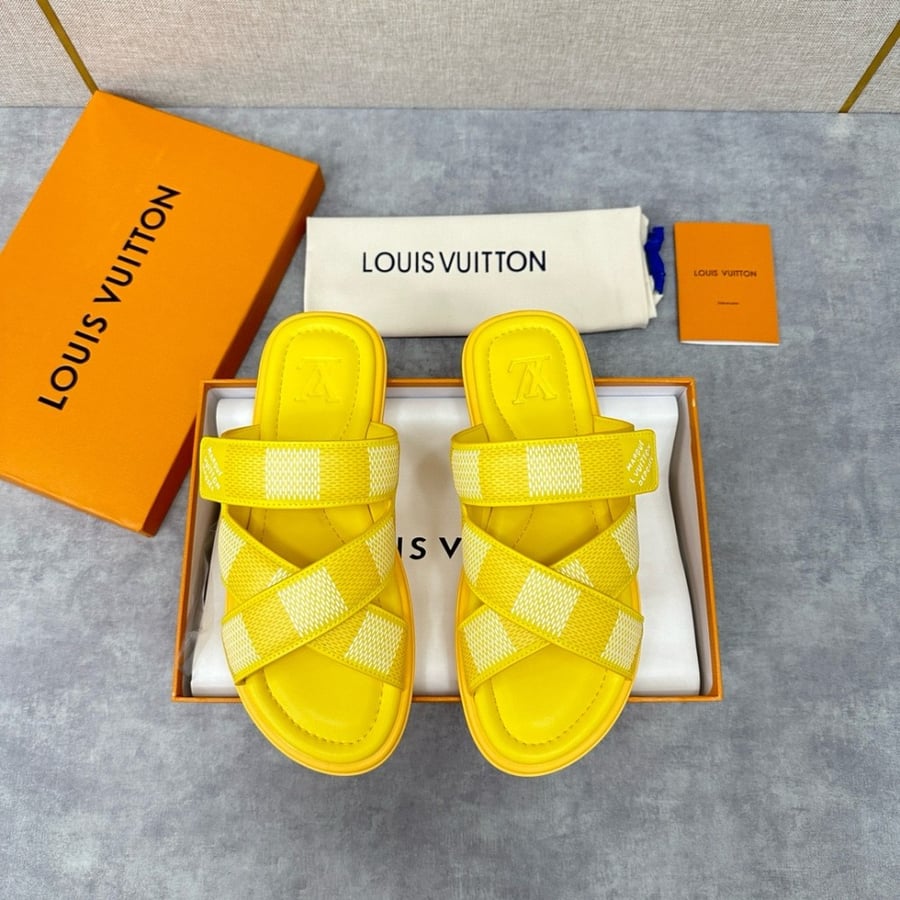 LOUIS VUITTON