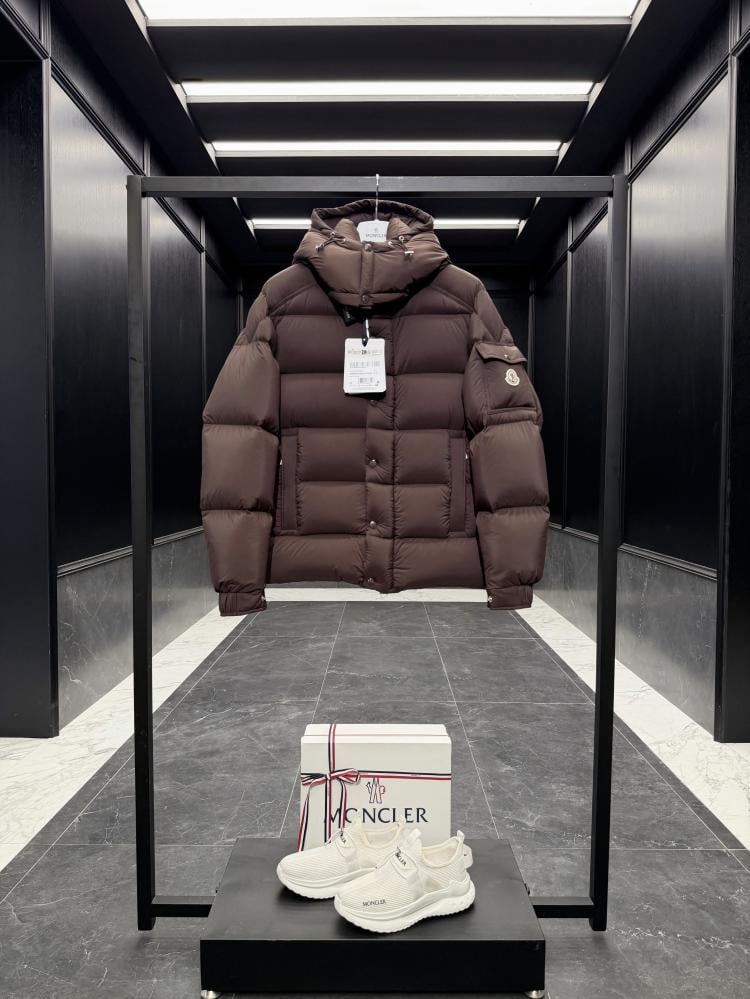 MONCLER