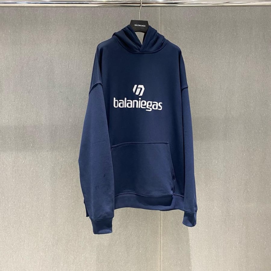 BALENCIAGA