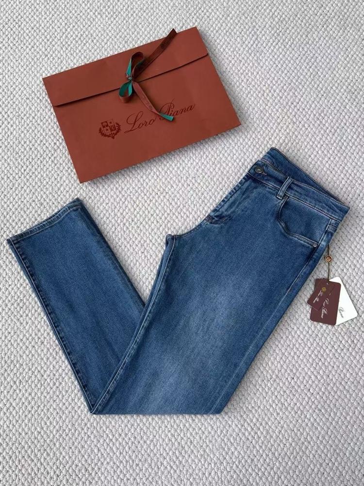 LORO PIANA