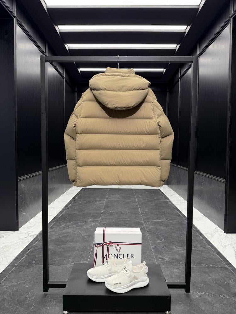 MONCLER