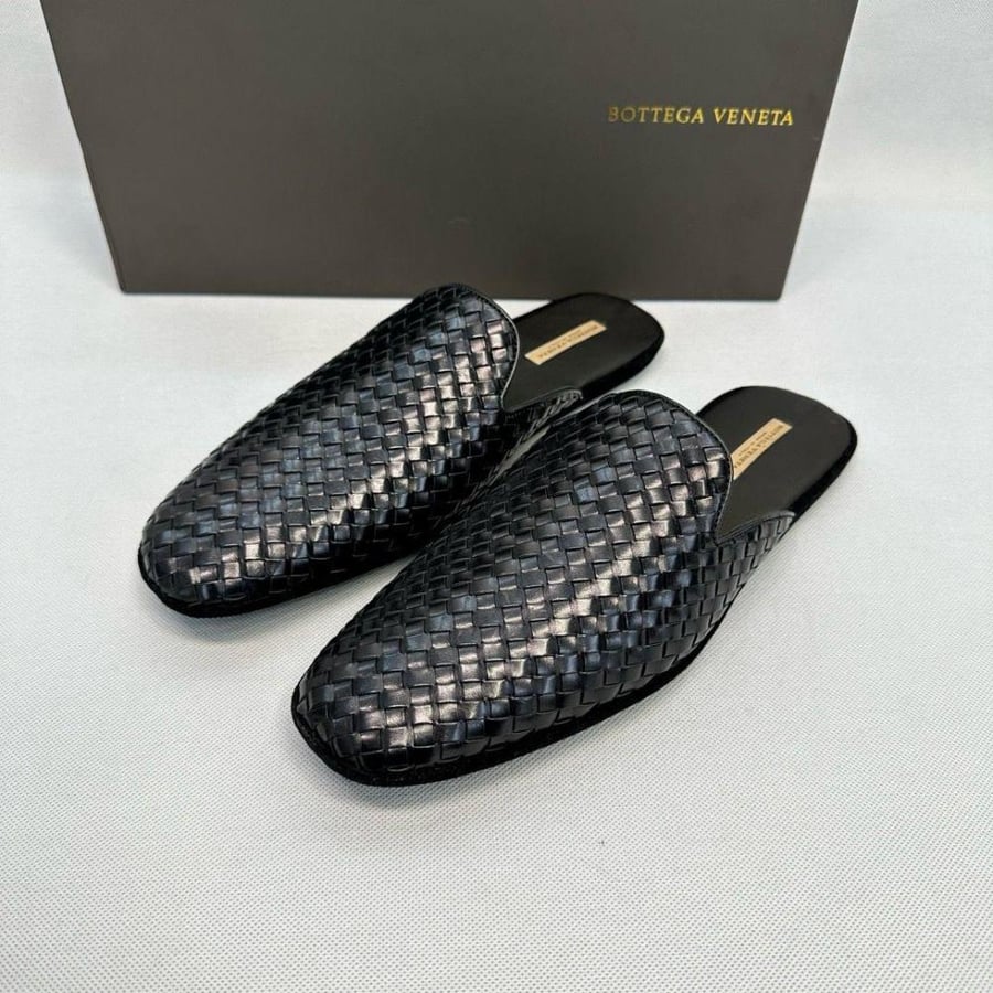 BOTTEGA VENETA