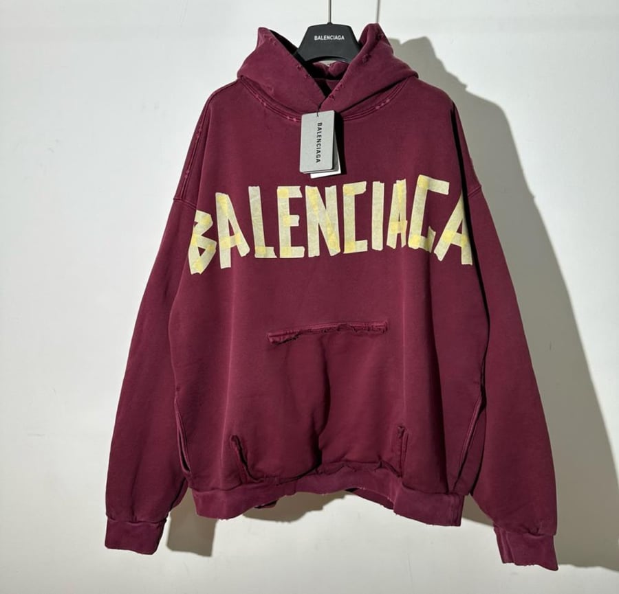 BALENCIAGA