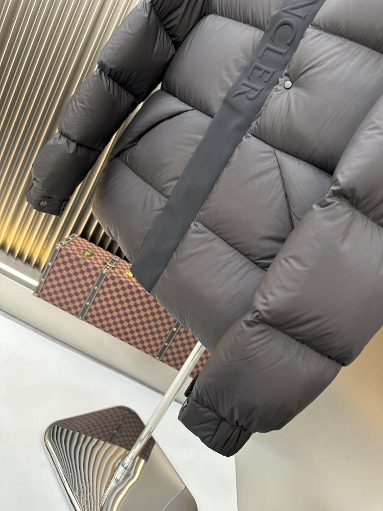 MONCLER