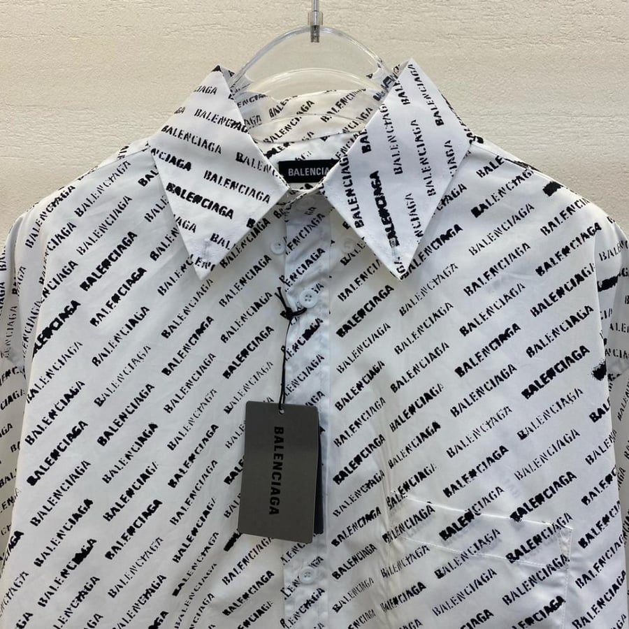 BALENCIAGA