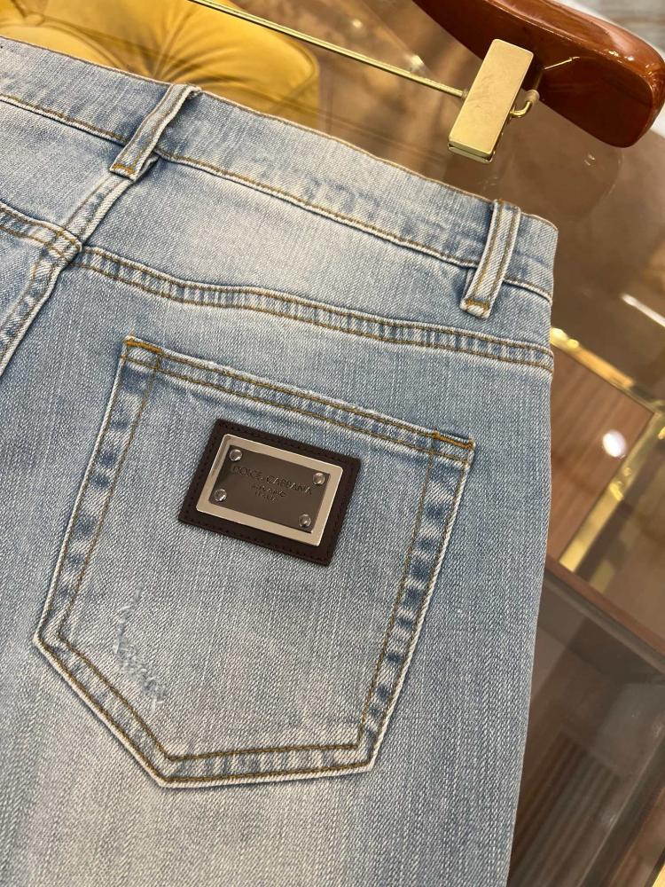 DOLCE & GABBANA