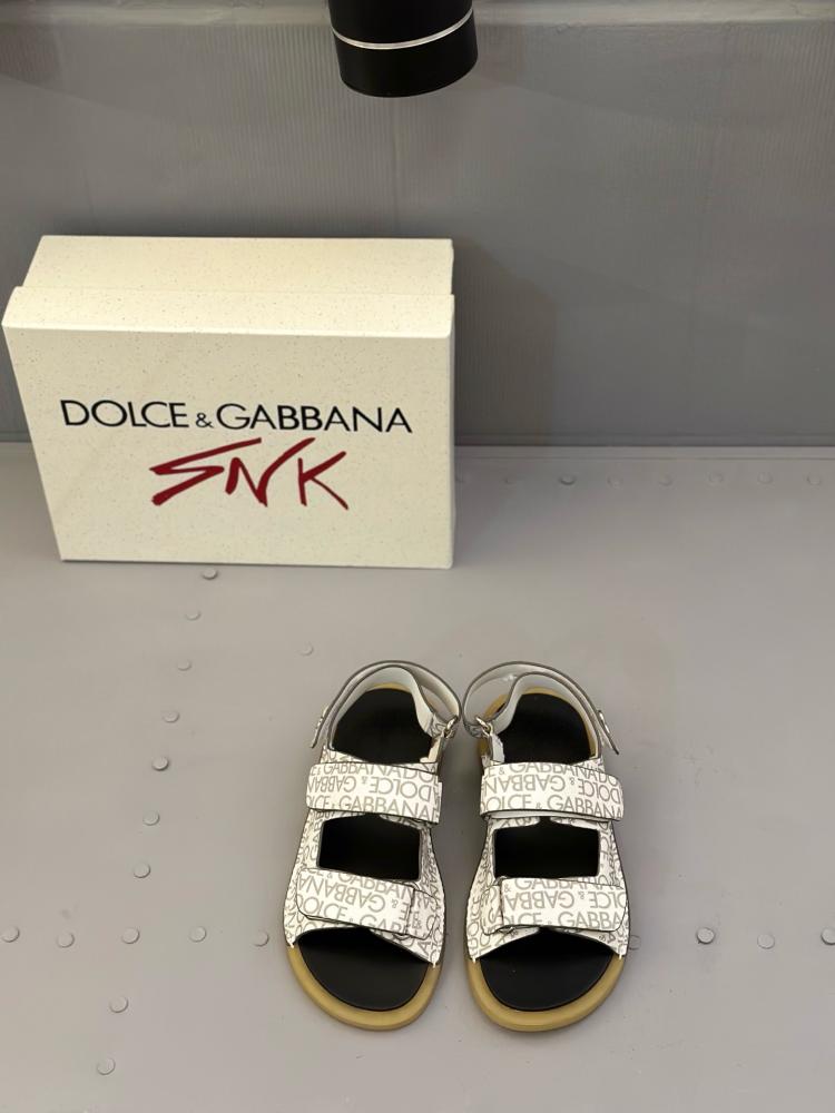 DOLCE & GABBANA