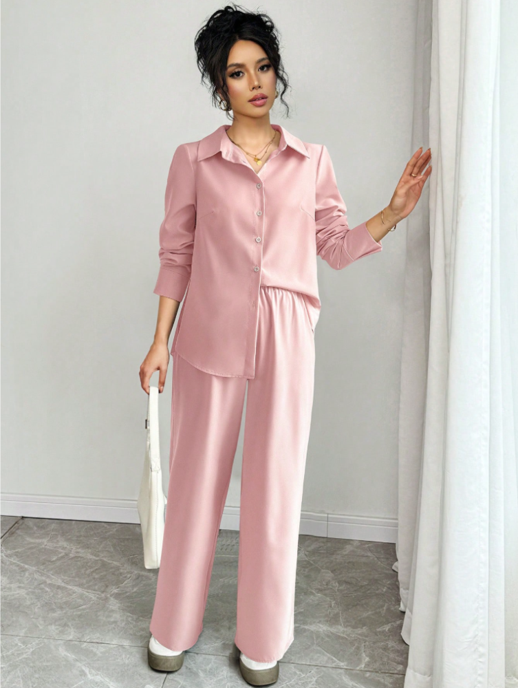 طقم من قطعتين