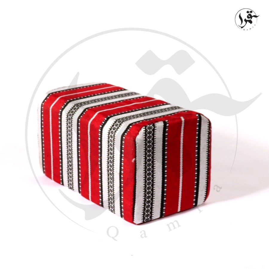 مركا قمرا عادي بتصميم عربي تراثي أحمر