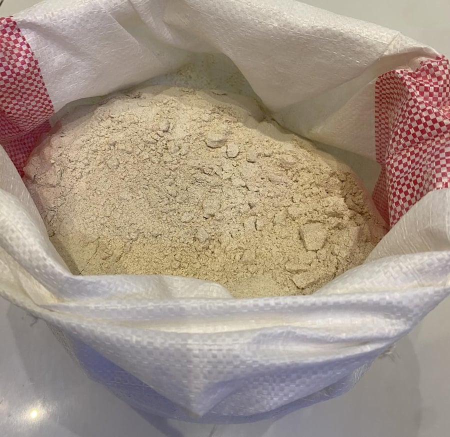 طحين بر خلطه طبيعي بدون مواد كيميائية