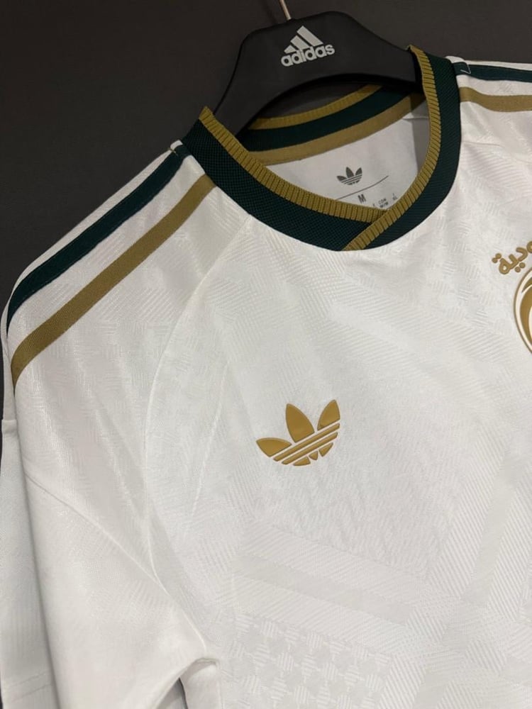 تيشرت المنتخب السعودي الثاني 25-26