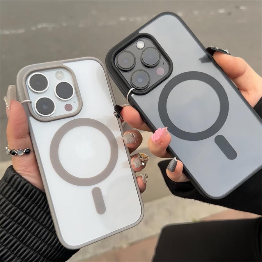 غطاء الحماية بحواف ملونة iphone16 pro max