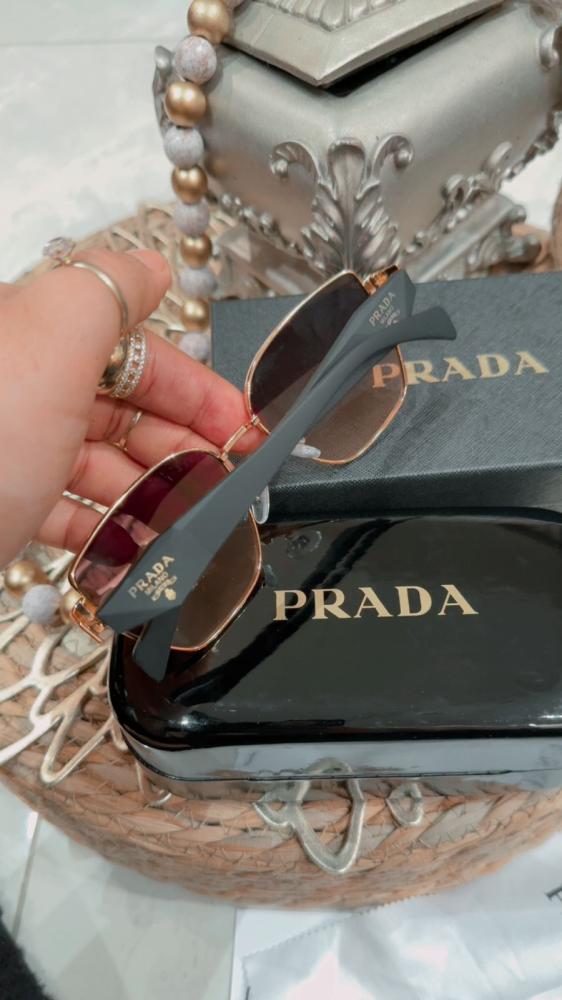 نظارة PRADA  الفاخرة