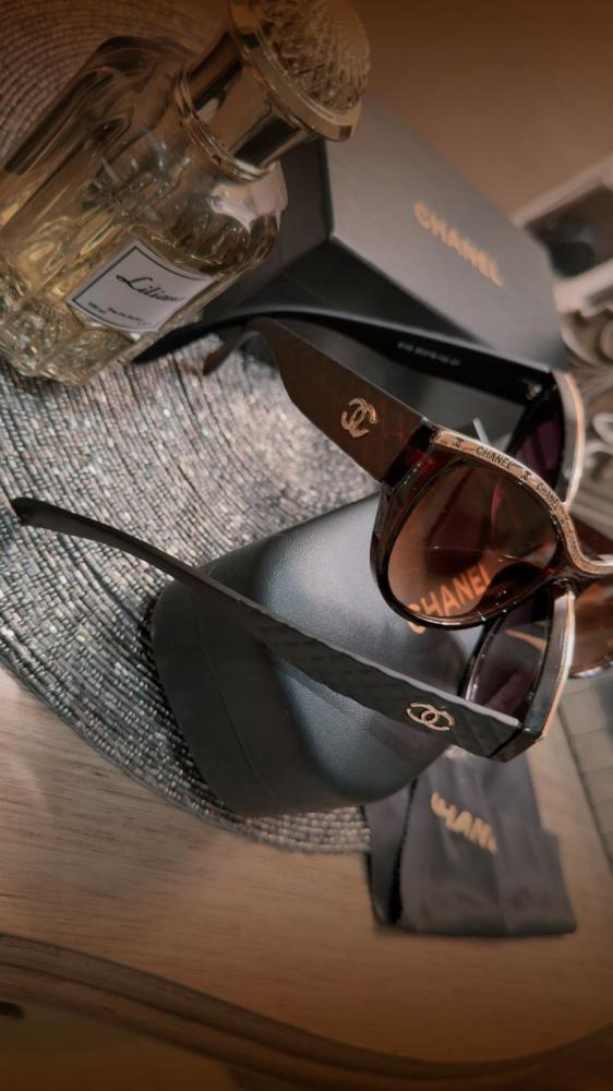 نظارة CHANEL الفاخرة