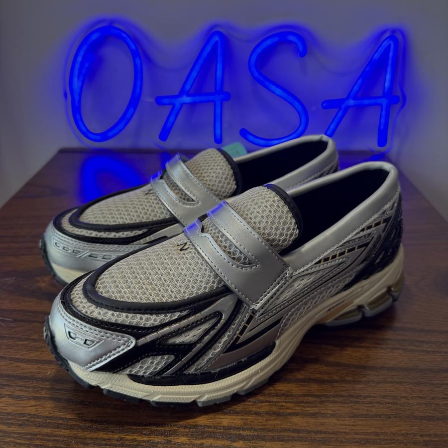 حذاء New Balance 1906L – سلفر وبيج