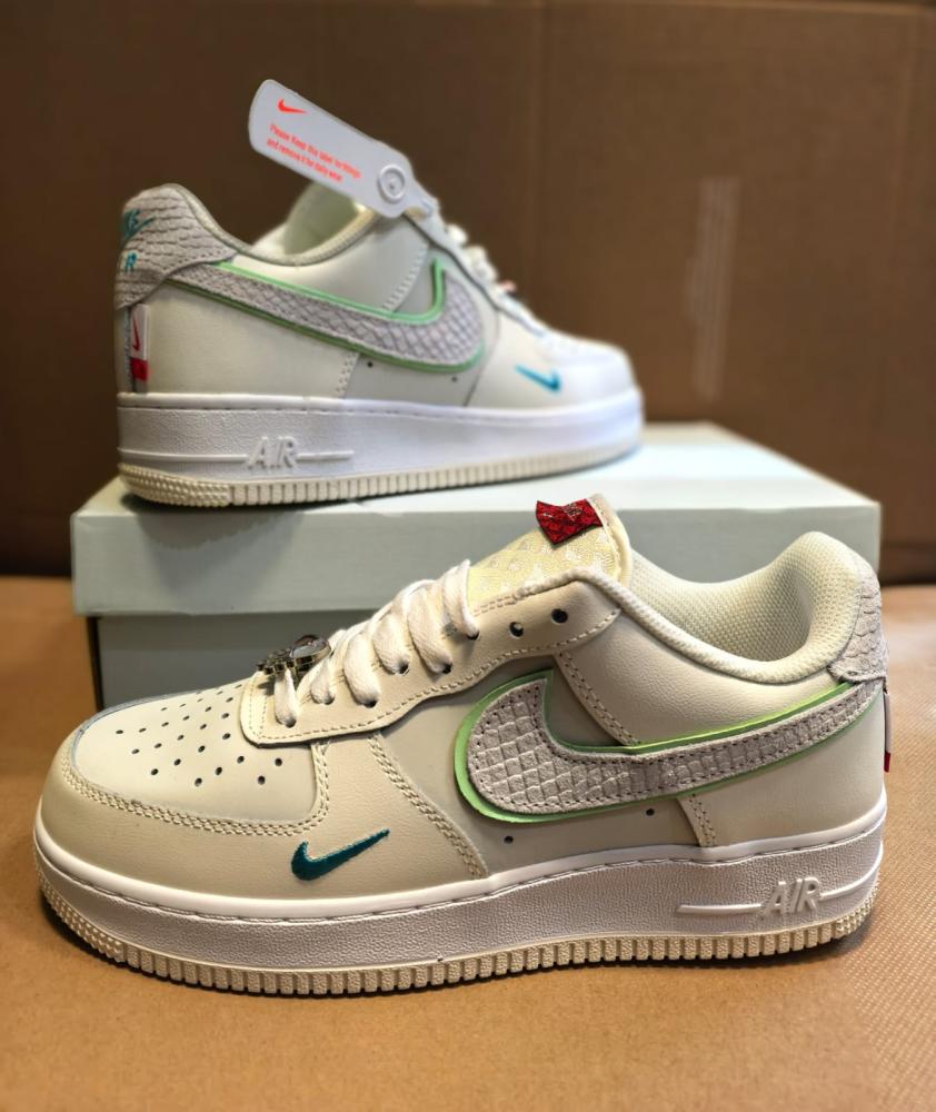 Nike Air Force