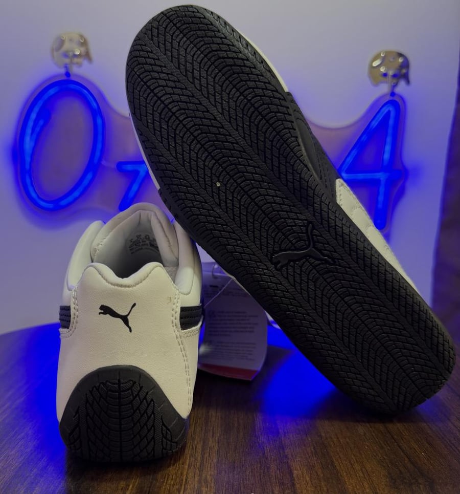 حذاء بوما سبيد كات Puma speedcat - أسود وأبيض