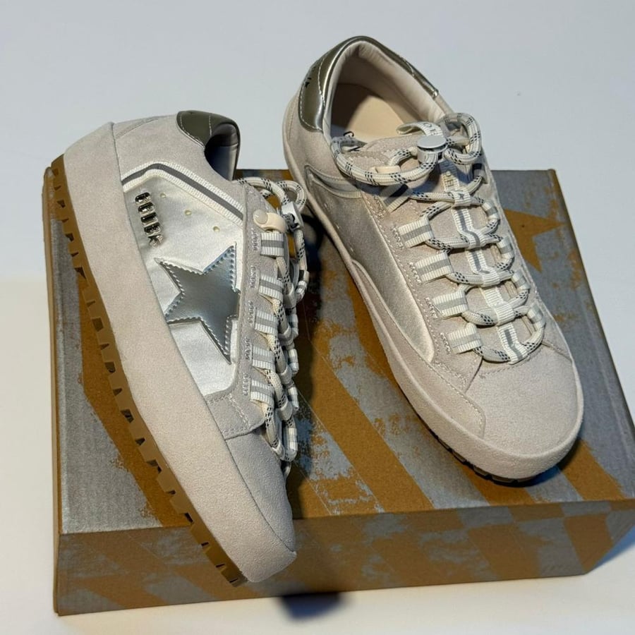 حذاء GOLDEN GOOSE