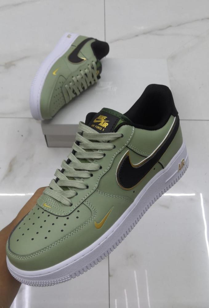 Nike Air Force