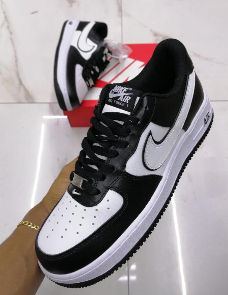 Nike Air Force
