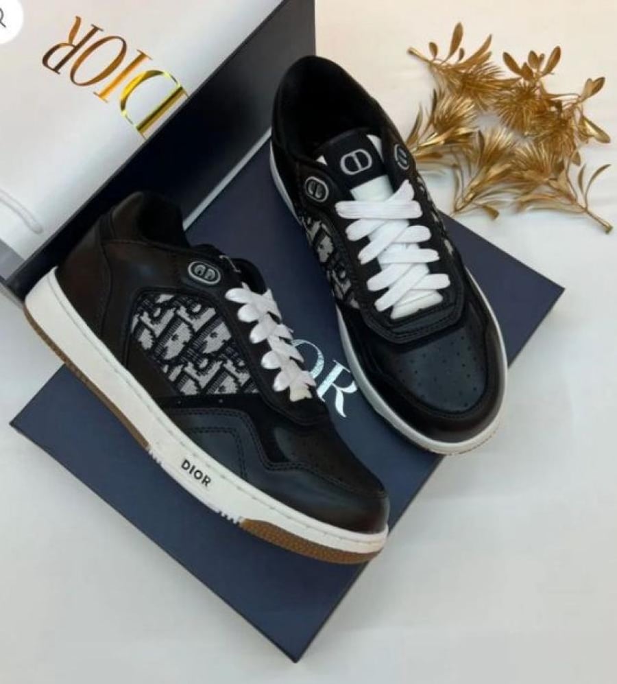 حذاء ديور Dior