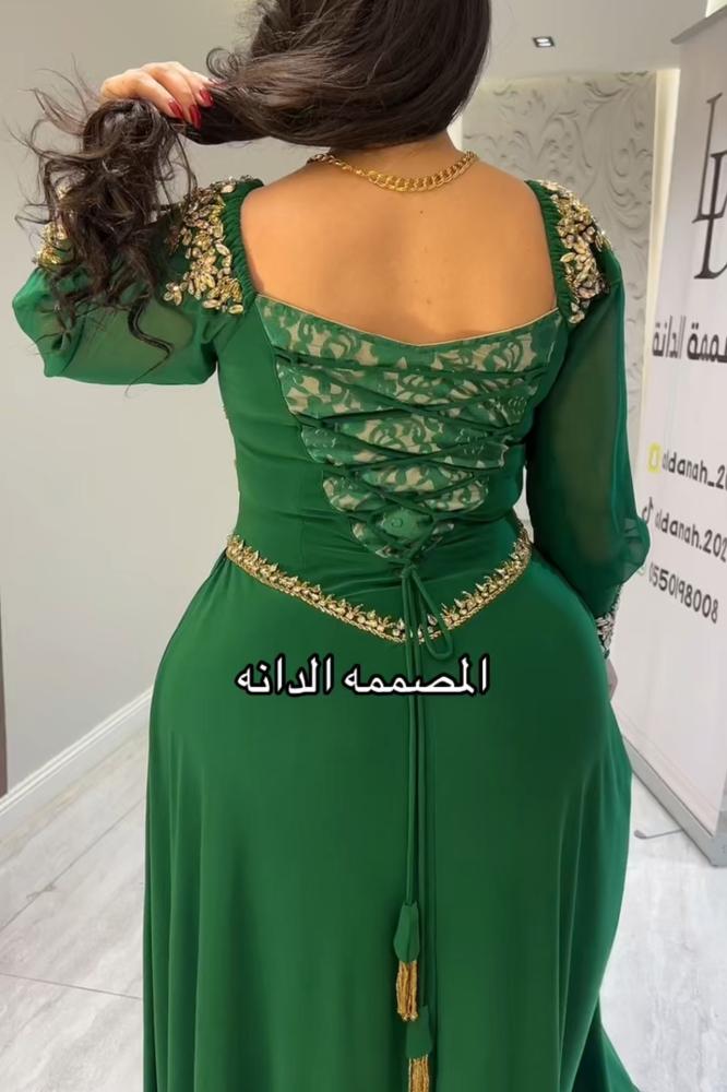كلوش اخضر شك يدوي