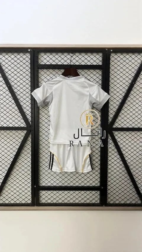 طقم ريال مدريد الاساسي الجديد 2026 للأطفال