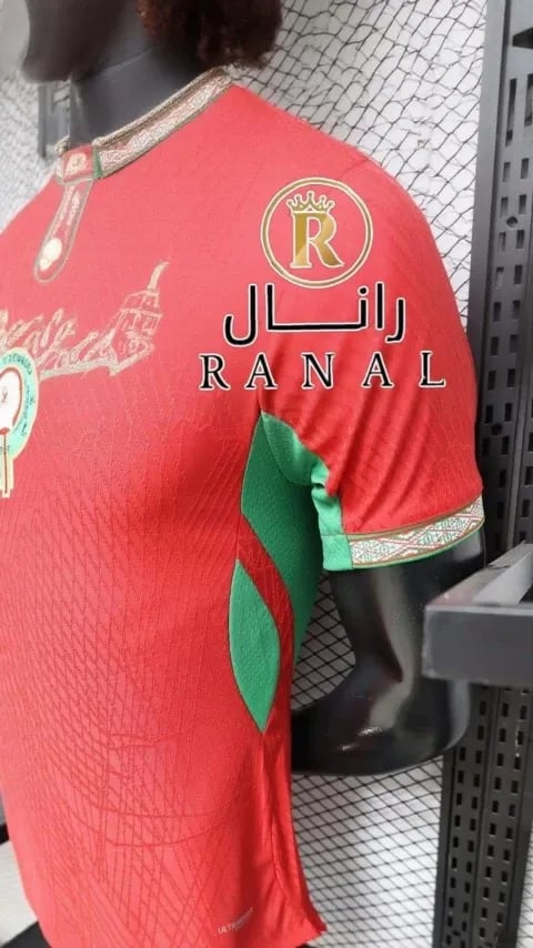 تيشيرت المغرب كاس العالم 2026 الاساسي الاحمر