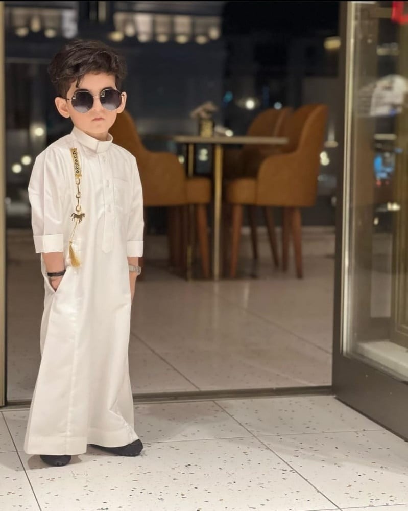 بروش الكتف بالاسم