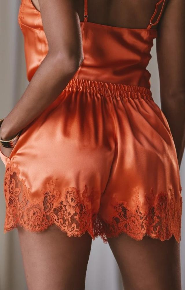 Marjolaine - Cami & shorts in coral silk trimmed with lace