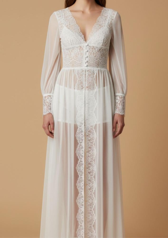 Ludmila - Lace Robe