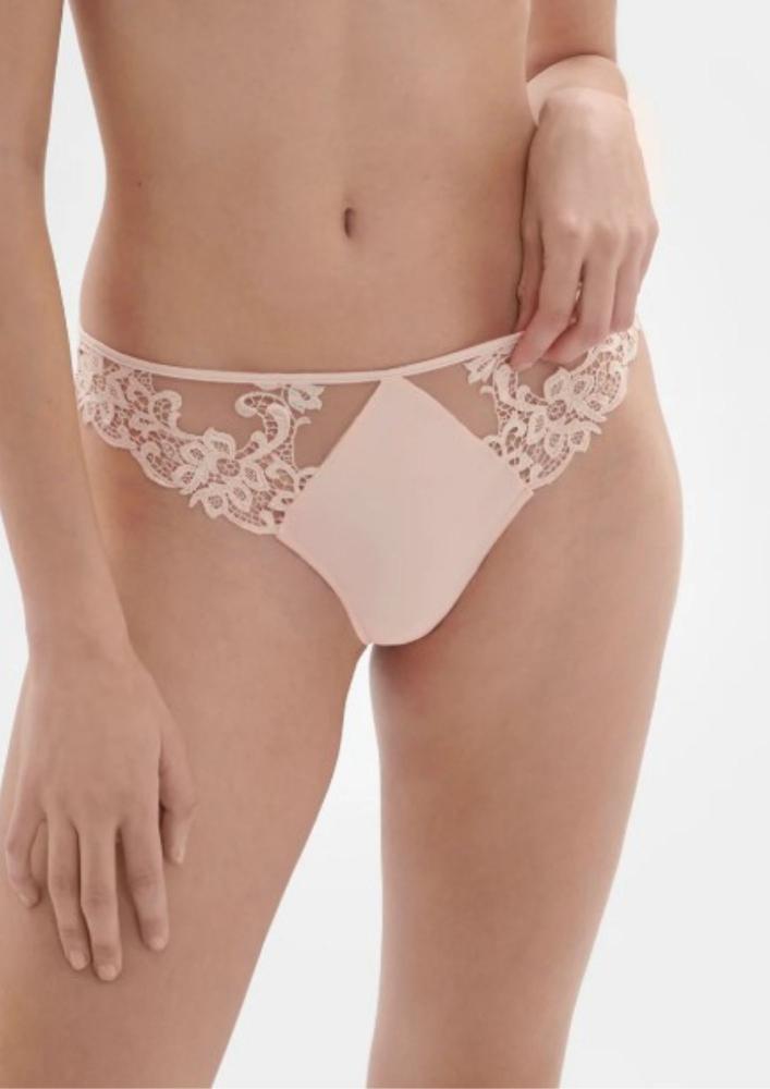 Simone Pérèle - Saga Thong