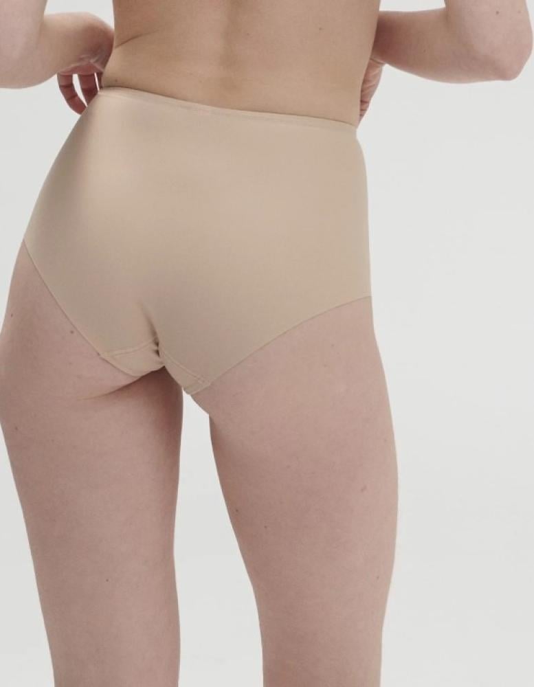 Simone Pérèle - Subtile Control Brief