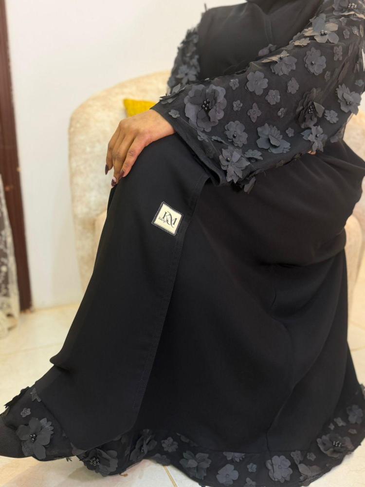 عباية وردة اللؤلؤ