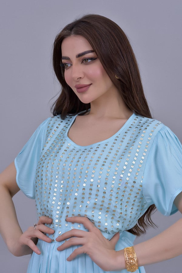جلابية بتصميم كسرات مطرزه بحزام لون سماوي