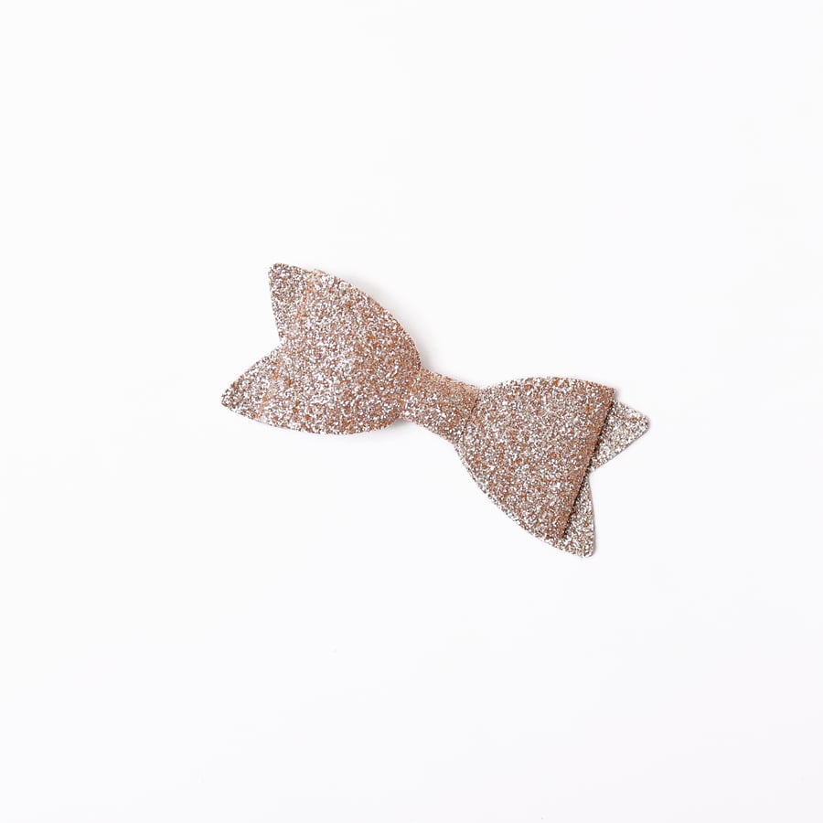 Bow hair clip