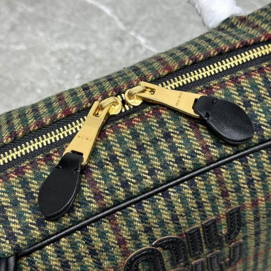 MiuMiu- Master Quality