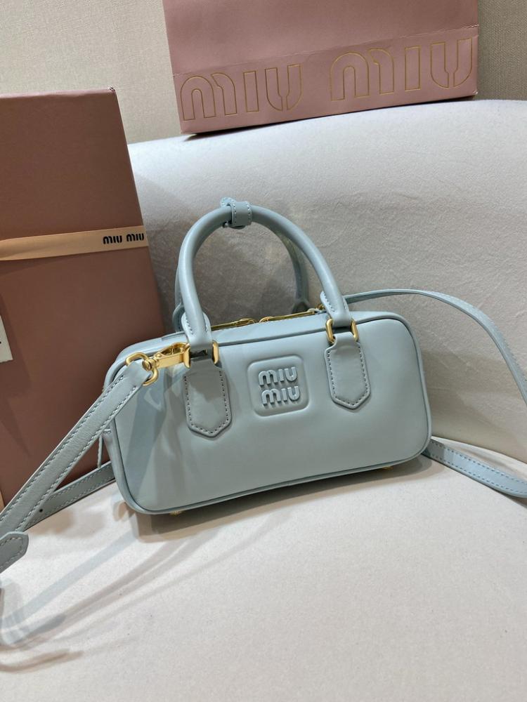 MiuMiu- Master Quality