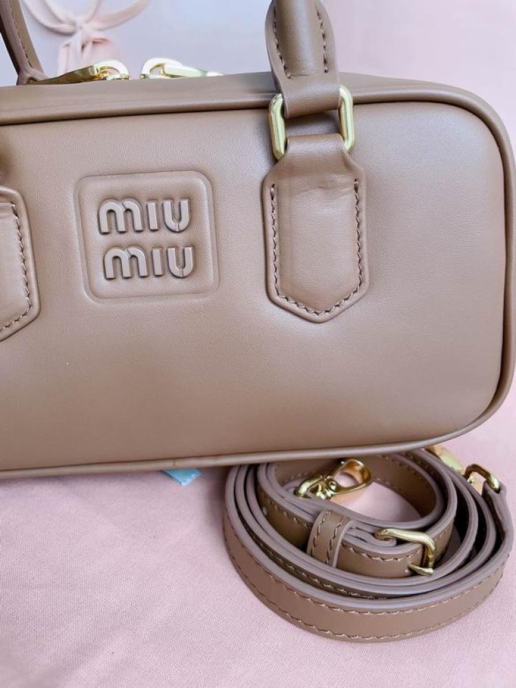 MiuMiu- Master Quality